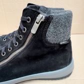  Botines de ante con cremallera y cordones · Foto 4