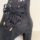 LASCANA Botines con encaje decorativo · Foto 7
