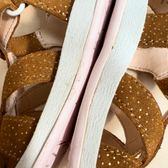 Camper Sandalias infantiles doradas con brillos · Foto 7