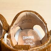 Camper Sandalias infantiles doradas con brillos · Foto 17