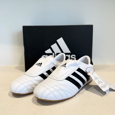Adidas · Adidas Taekwondo · Blanco, Negro