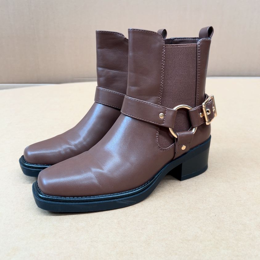  Botines Chelsea con hebilla marrón · Foto 1